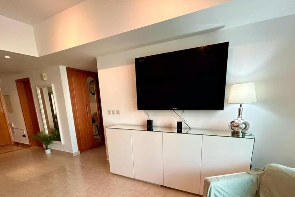 Marina View With Pool, Gym, Tennis Court, 5 Mins To Beach Dubaï Extérieur photo
